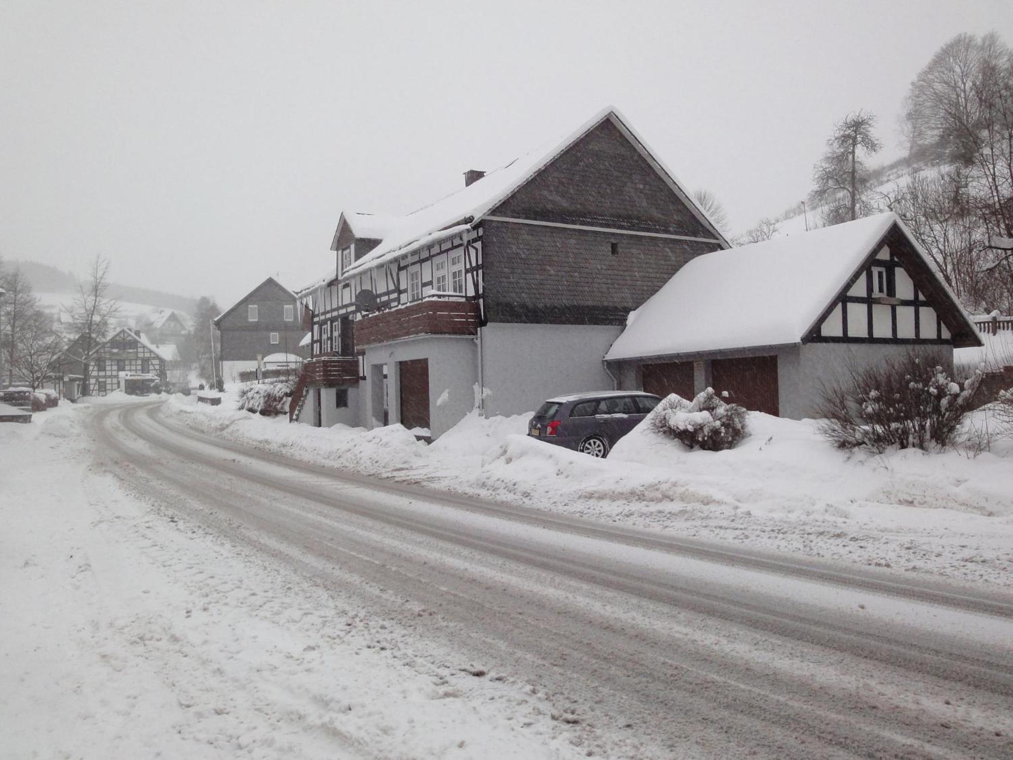 Elpe Cozy Holiday Home With Wifi In Hochsauerland מראה חיצוני תמונה